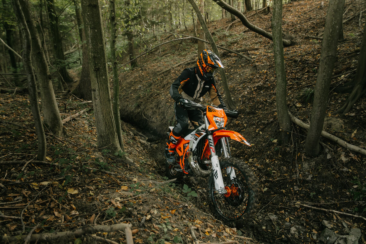 719845 MY26 KTM 300 XC W HARDENDURO Action KTM XC W HARDENDURO